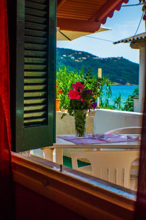 Agathi Beach House Agios Gordios  Kamer foto