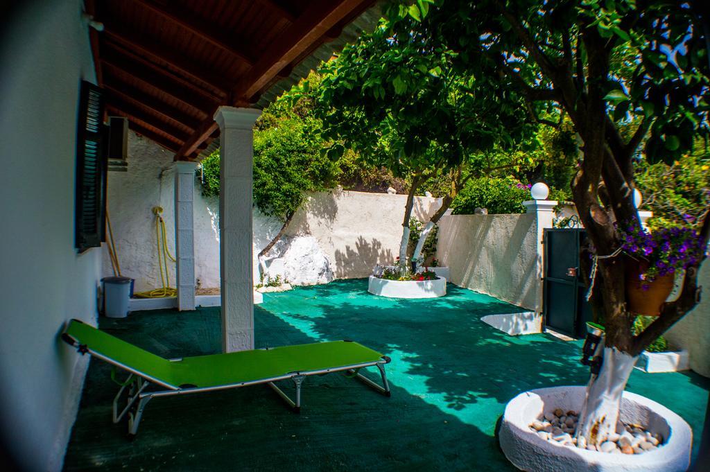 Agathi Beach House Agios Gordios  Buitenkant foto