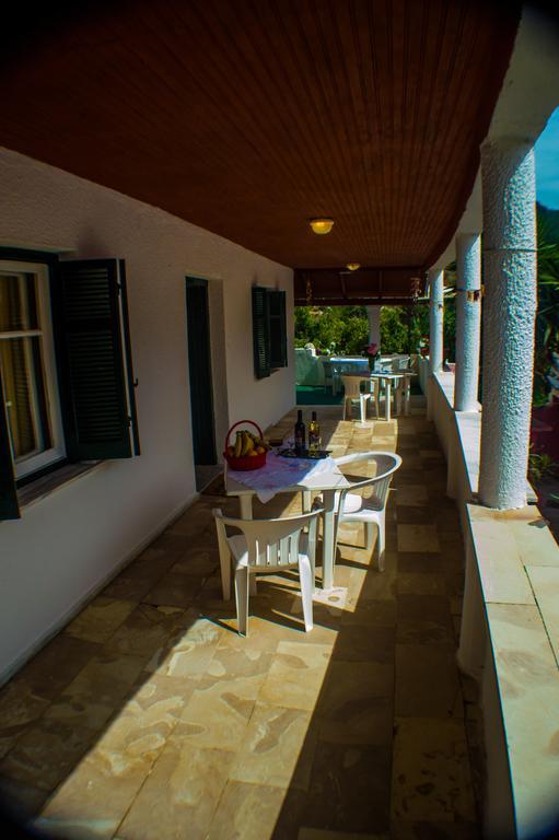 Agathi Beach House Agios Gordios  Buitenkant foto