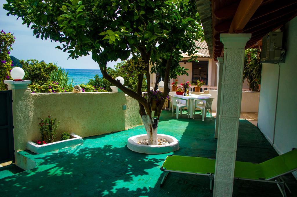 Agathi Beach House Agios Gordios  Buitenkant foto